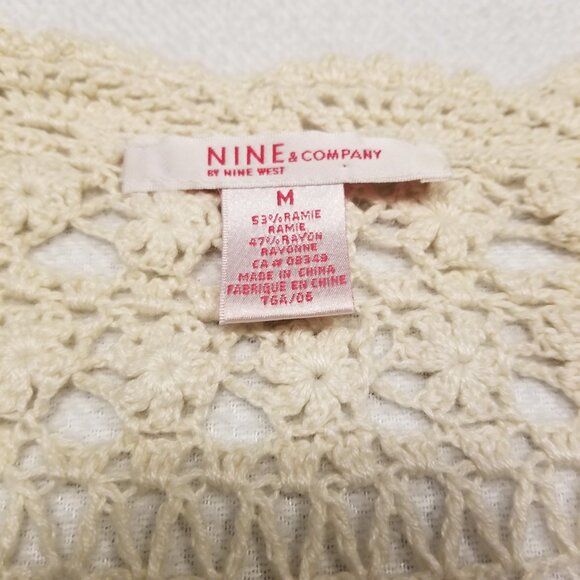 Vintage Beige Crochet Cropped Cardigan Scalloped Hem Flared/Bell Sleeves Bolero - Picture 4 of 13